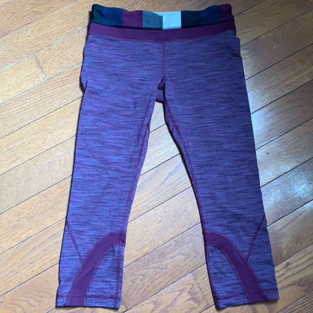 Lululemon Run inspire athletic crops size 6